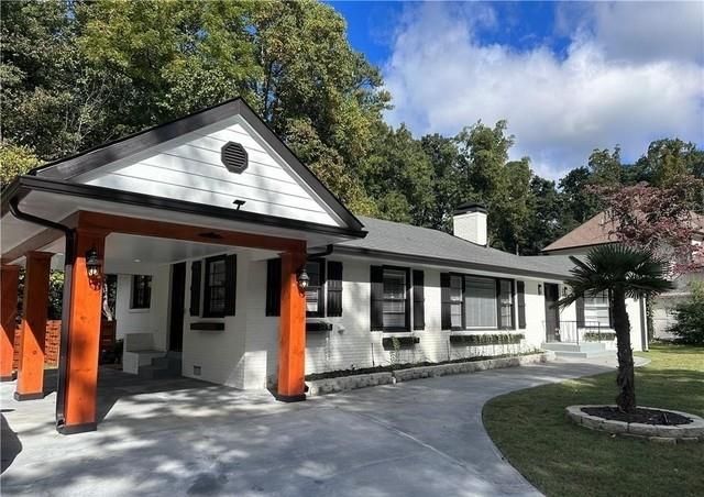 302 Old Ivy Road NE, Atlanta, GA 30342