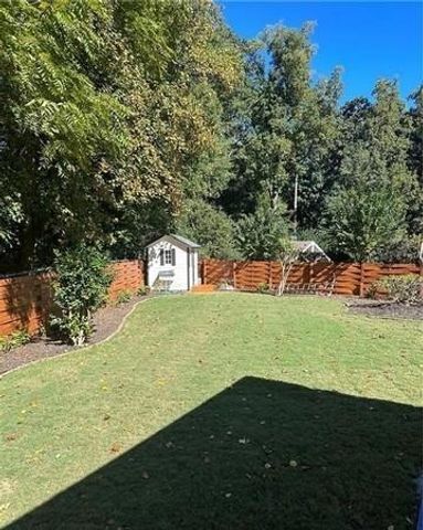 302 Old Ivy Road NE, Atlanta, GA 30342