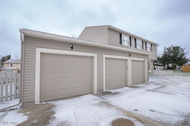 2798 E Celeste View Drive, Stow, OH 44224