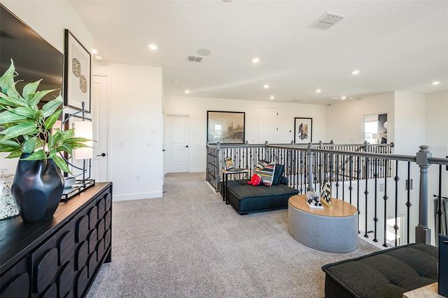 19337 LOCHSIDE LANE, Mount Dora, FL 32757