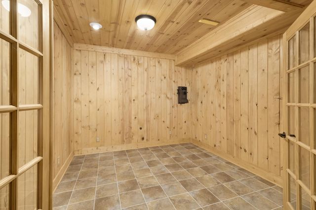 13923 Maryland Avenue, Savage, MN 55378