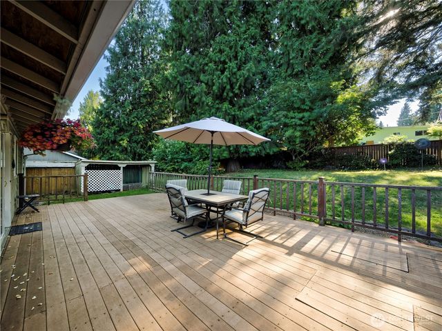 30443 3rd Avenue S, Federal Way, WA 98003