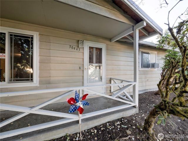 30443 3rd Avenue S, Federal Way, WA 98003