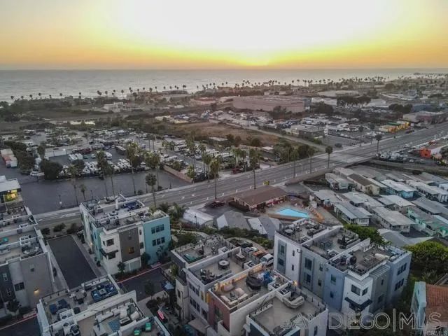 1558 Vista Del Mar Way 3, Oceanside, CA 92054