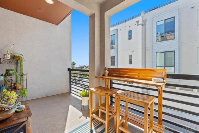1558 Vista Del Mar Way 3, Oceanside, CA 92054