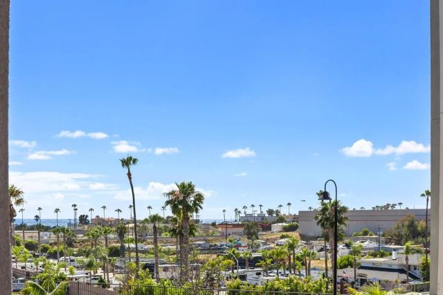 1558 Vista Del Mar Way 3, Oceanside, CA 92054