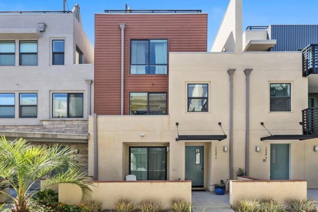 1558 Vista Del Mar Way 3, Oceanside, CA 92054