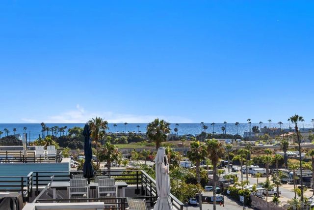 1558 Vista Del Mar Way 3, Oceanside, CA 92054