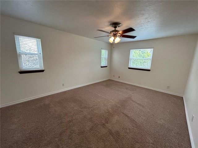 908 East Drive, Edmond, OK 73034