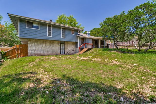 5822 Dan Duryea, San Antonio, TX 78240