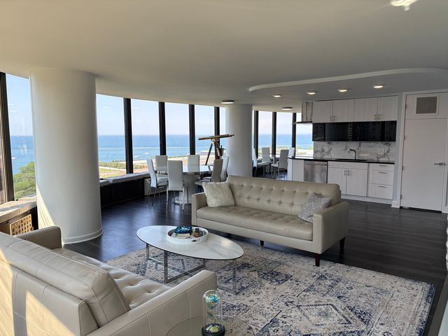 505 N Lake Shore Drive 1603-1604, Chicago, IL 60611
