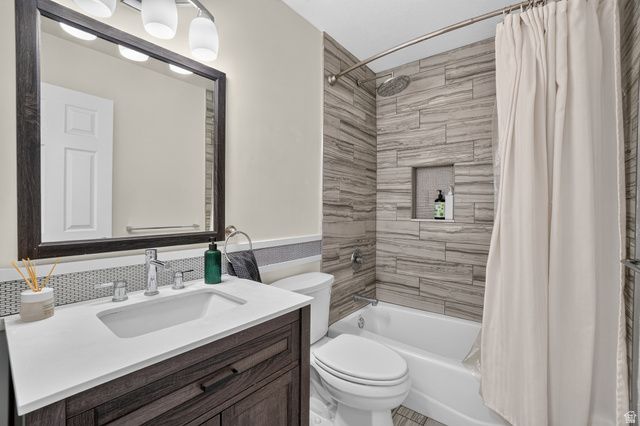 4205 W 5850 S, Roy, UT 84067