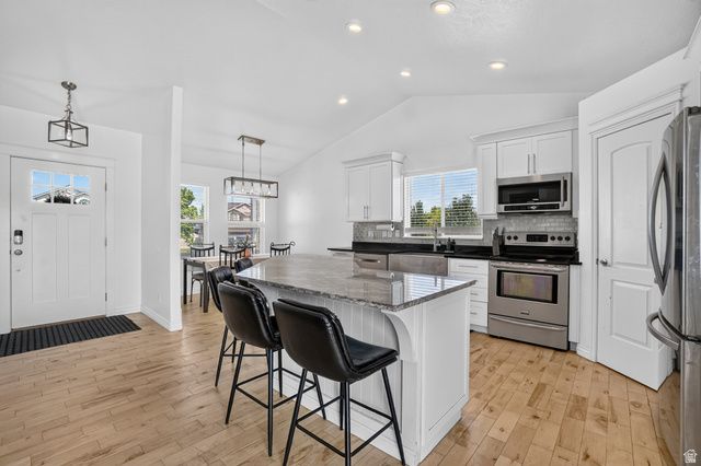 4205 W 5850 S, Roy, UT 84067