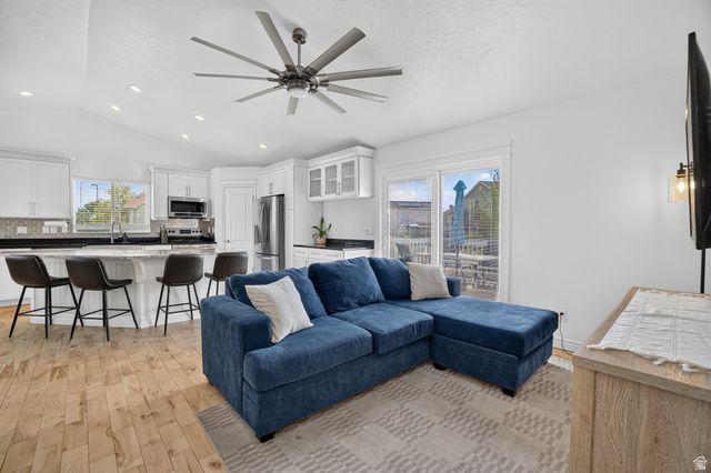4205 W 5850 S, Roy, UT 84067
