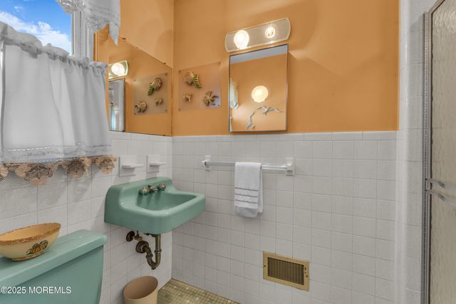 634 Fairview Lane, Forked River, NJ 08731