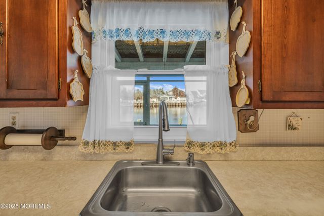 634 Fairview Lane, Forked River, NJ 08731