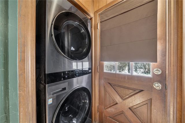 7 Earhart Street, Johnston, RI 02919