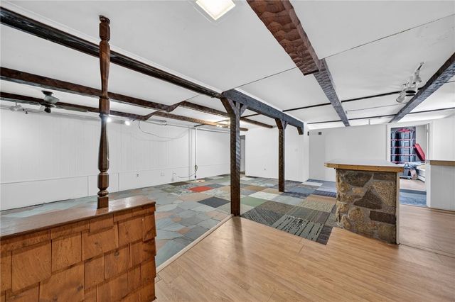 7 Earhart Street, Johnston, RI 02919