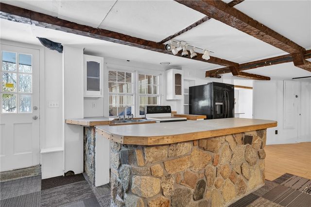 7 Earhart Street, Johnston, RI 02919