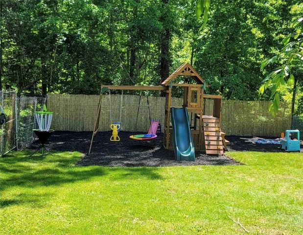 7 Earhart Street, Johnston, RI 02919