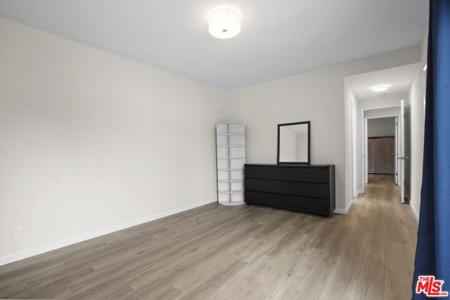 20243 Valerio Street, Winnetka (los Angeles), CA 91306