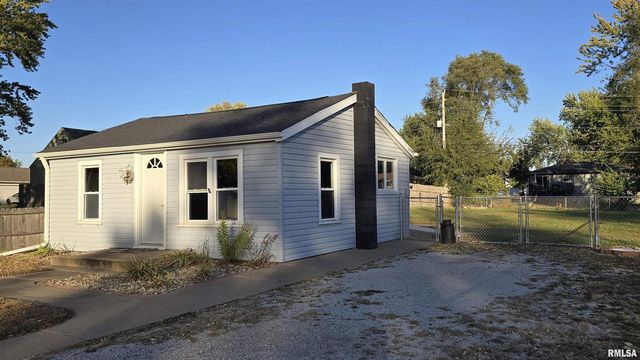 1006 8TH Street, Colona, IL 61241