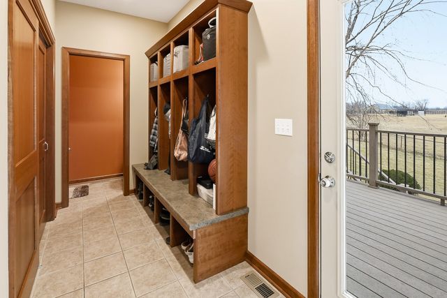 2508 Hemel Drive, Pella, IA 50219