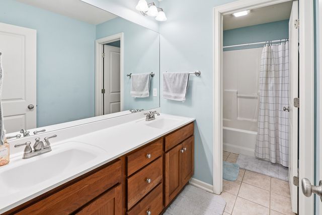 2508 Hemel Drive, Pella, IA 50219