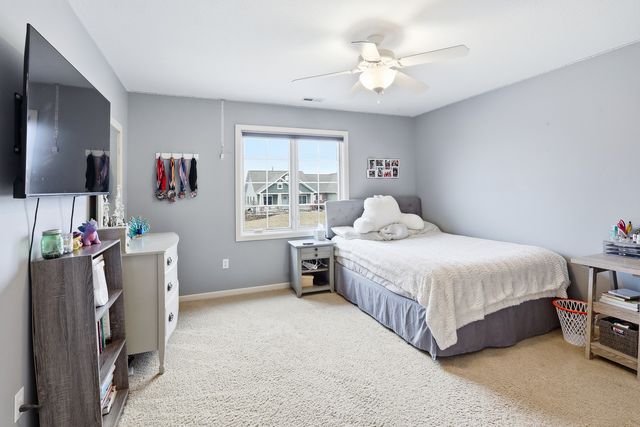 2508 Hemel Drive, Pella, IA 50219