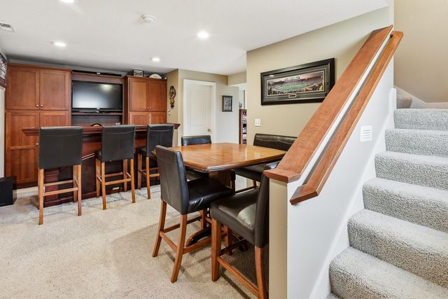 2508 Hemel Drive, Pella, IA 50219