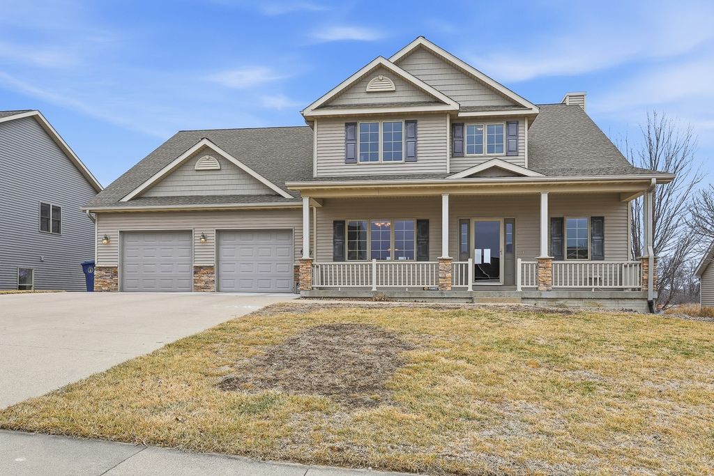 2508 Hemel Drive, Pella, IA 50219