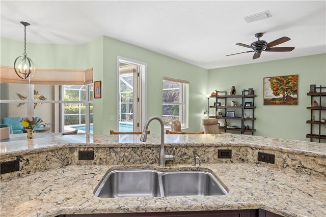 3315 65th Avenue, Vero Beach, FL 32966