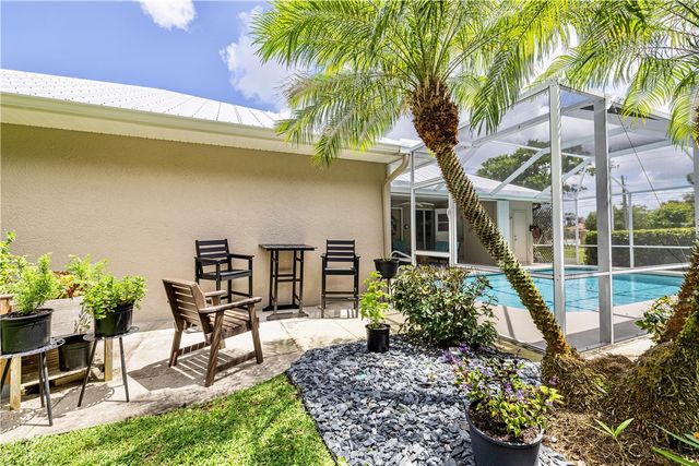 3315 65th Avenue, Vero Beach, FL 32966