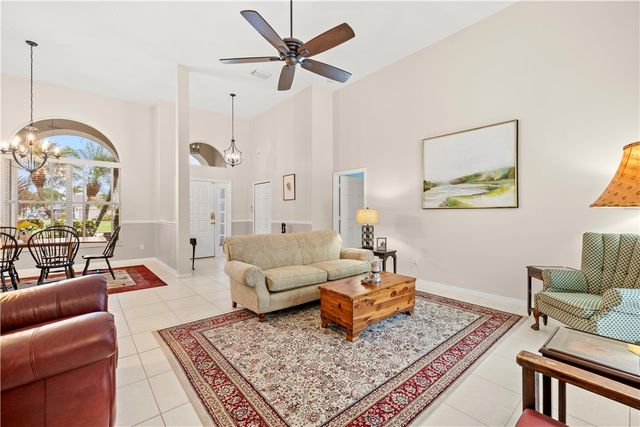 3315 65th Avenue, Vero Beach, FL 32966