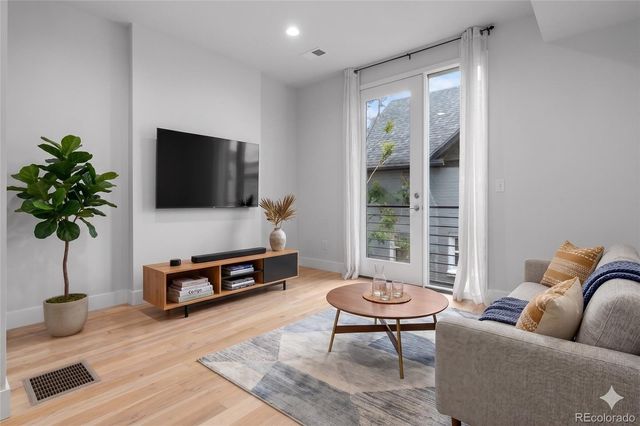 1826 Irving Street 2, Denver, CO 80204