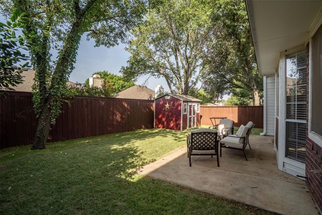 2009 Brook Lane, Flower Mound, TX 75028