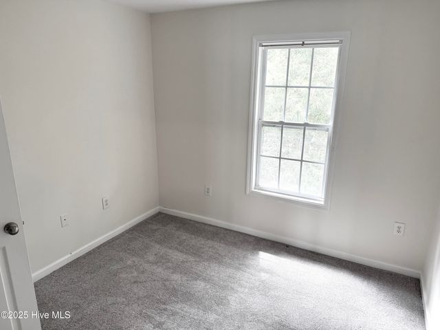 305 Comanche Trail, Havelock, NC 28532