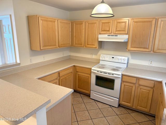 305 Comanche Trail, Havelock, NC 28532