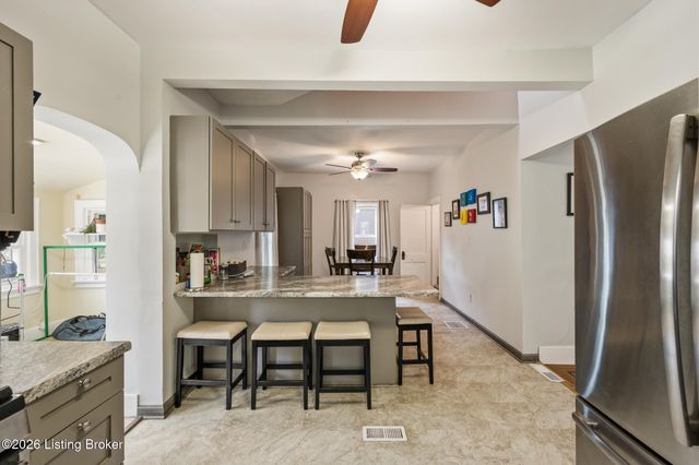 820 Fetter Ave, Louisville, KY 40217