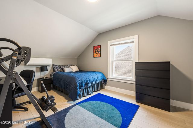 820 Fetter Ave, Louisville, KY 40217