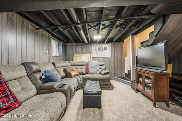 820 Fetter Ave, Louisville, KY 40217