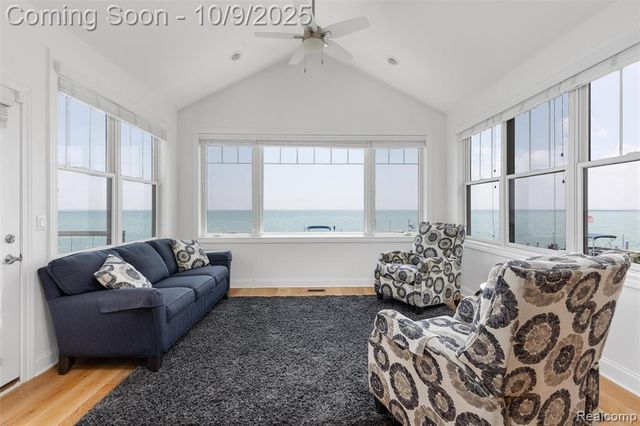 10043 Dixie Highway, Fair Haven, MI 48023