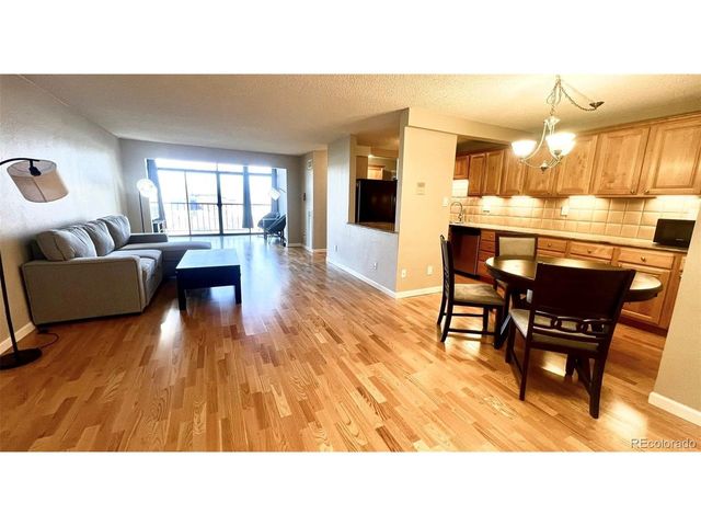 2 Adams St 604, Denver, CO 80206