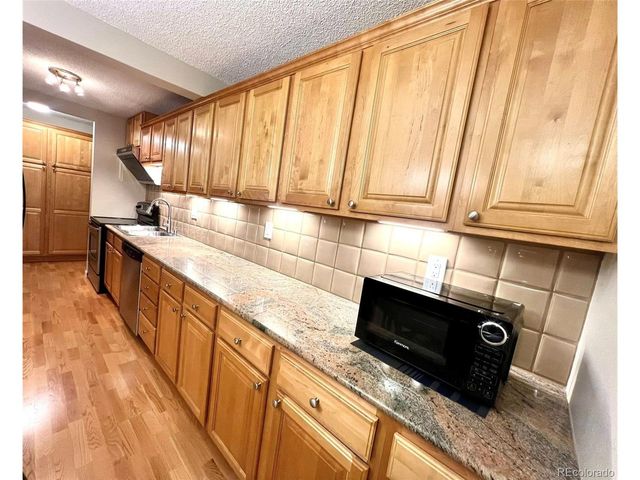 2 Adams St 604, Denver, CO 80206