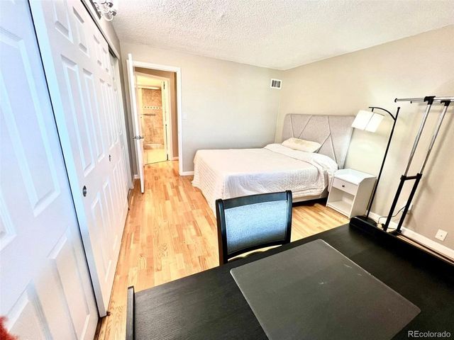 2 Adams St 604, Denver, CO 80206