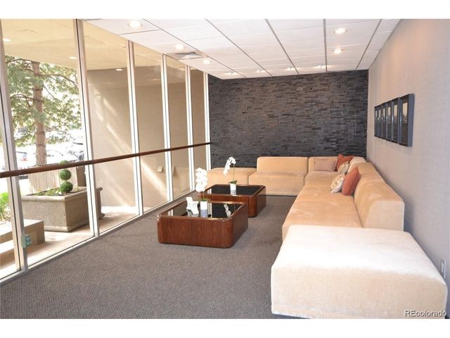 2 Adams St 604, Denver, CO 80206