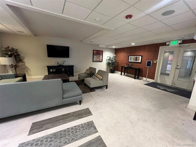 2 Adams St 604, Denver, CO 80206