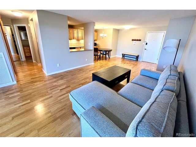 2 Adams St 604, Denver, CO 80206