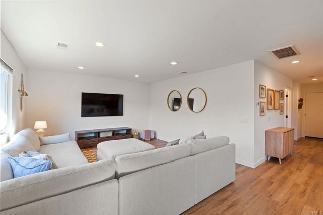 3625 Vista Oceana 4, Oceanside, CA 92057