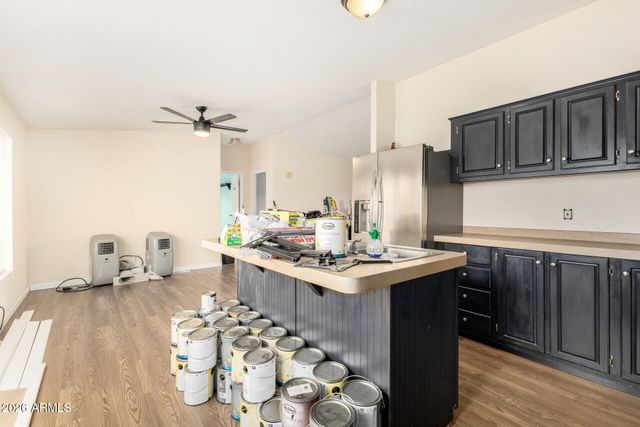 3521 W Lone Cactus Drive, Glendale, AZ 85308